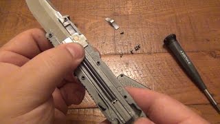 Explaining How OTF Automatic Knives Work OTF  Out The Front [upl. by Nosnhoj]